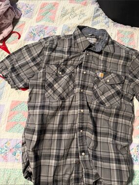 Carhartt Men's Black and Gray Plaid Short-Sleeve Button-Down Shirt